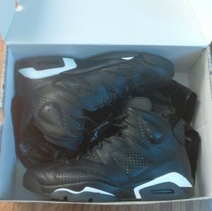 Jordan 6 black cat